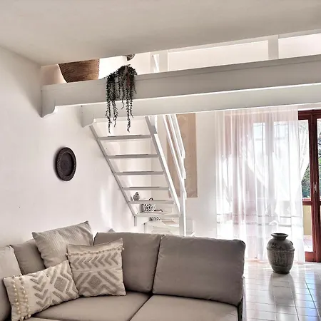 Grace House Apartment *